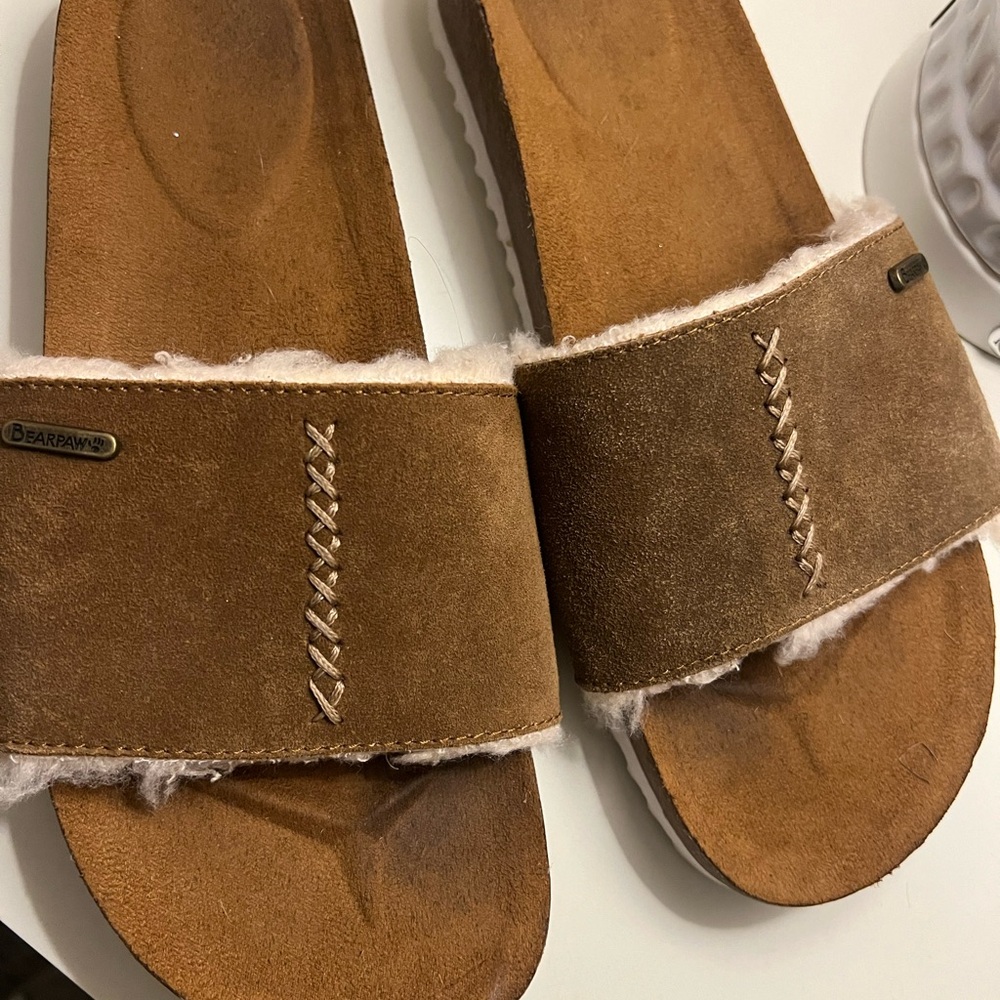 BearPaw Women's Tan Suede Slippers
